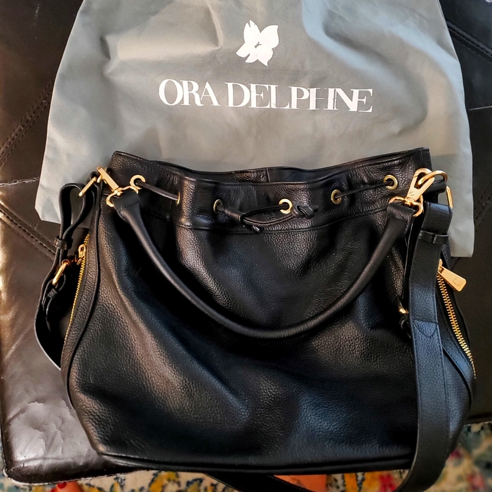 Ora Delphine Bucket Bag, Pebbled Leather